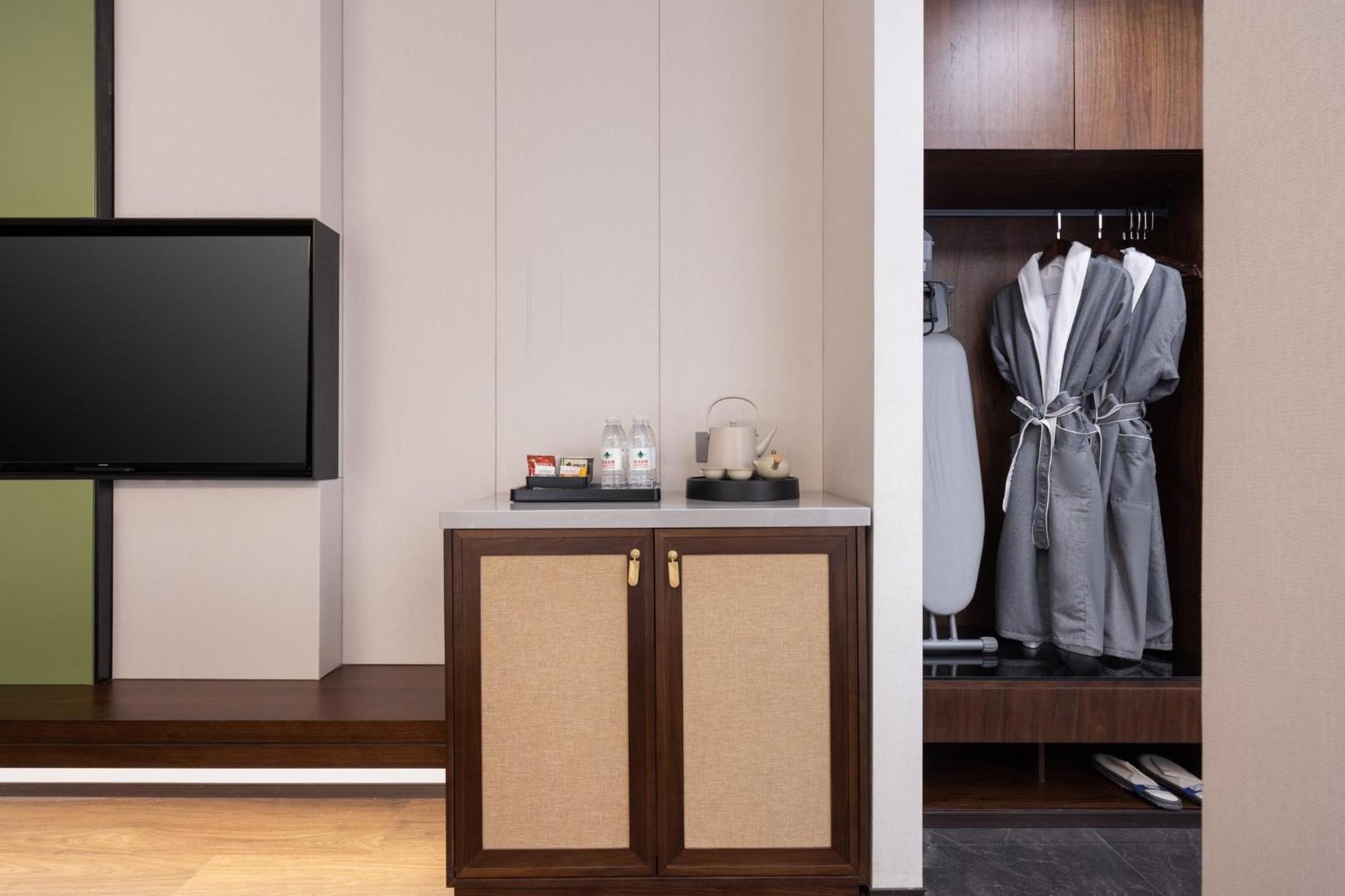 Holiday Inn Express Zhengzhou Airport By Ihg Xinzheng  Buitenkant foto
