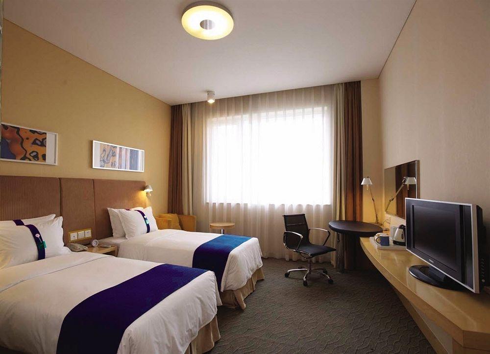 Holiday Inn Express Zhengzhou Airport By Ihg Xinzheng  Buitenkant foto