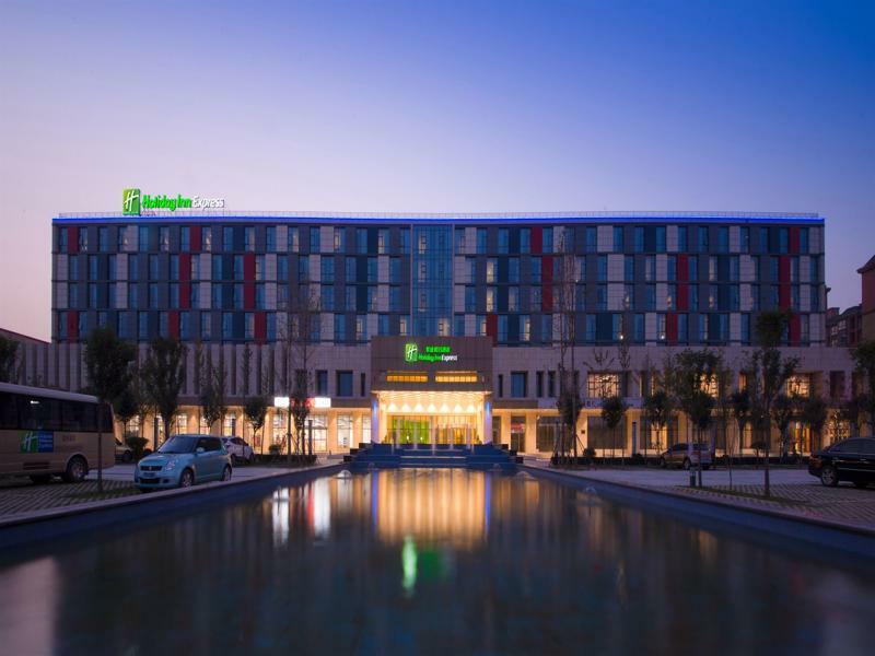 Holiday Inn Express Zhengzhou Airport By Ihg Xinzheng  Buitenkant foto
